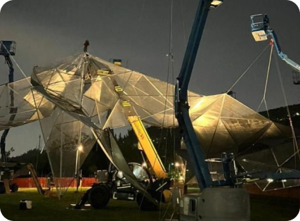 Cardumen en Parque Bicentenario con concierto de sebastian errazuriz